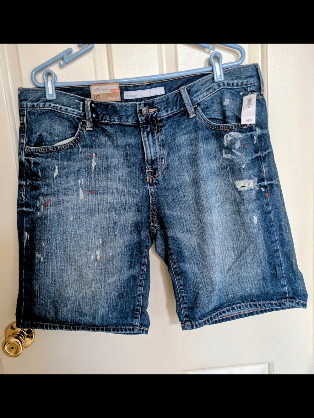 Old Navy Women's The Weekend Denium Distressed Jean Shorts Size 16